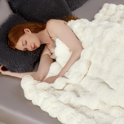 Touchat Luxury 1000GSM Rabbit Faux Fur Blanket, Super Heavy Warm Cozy Brown Blankets for Couch Bed Sofa, Ruched Plush Fuzzy Elegant Soft Reversible Mink Blanket for Living Room Bedroom, 90" x 90"