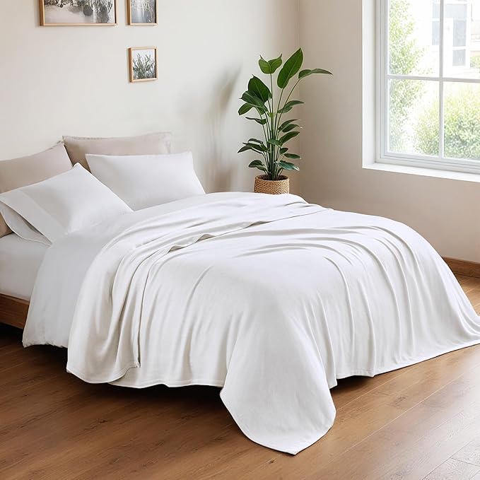 Queen Size Blanket, 70% Rayon (Derived from Bamboo) and 30% Cotton, Lightweight Jacquard Weave, Breathable and Soft Summer Blanket for Bed or Couch, 90” x 90”, White