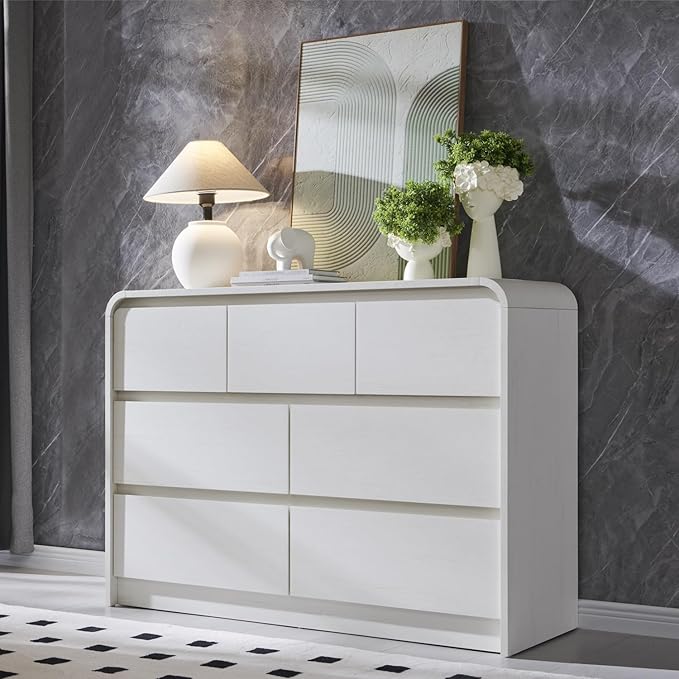 Modern 7 Drawers Dresser for Bedroom, 47" Wide Wood Dressers & Chests of Drawers w/Curved Profile Design, Mid Century Modern Dresser w/Natural Texture for Bedroom, Living Room,Antique White