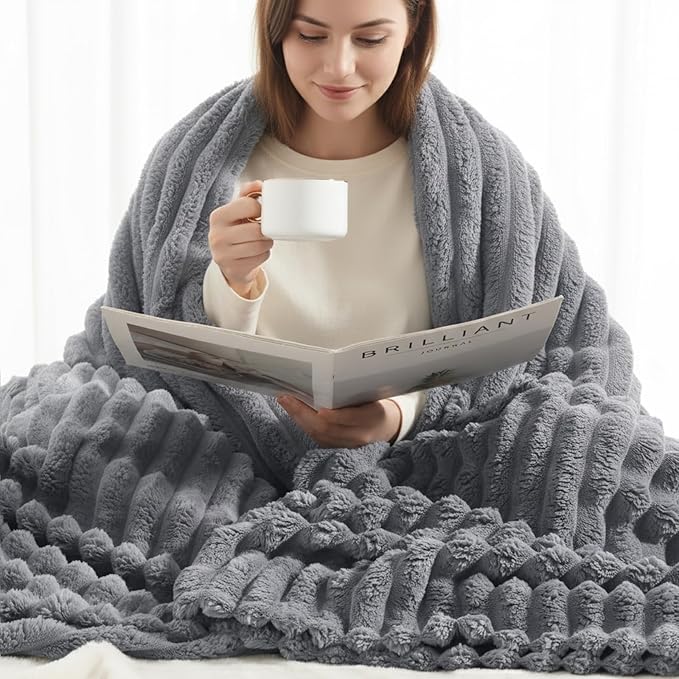 decorUhome Christmas Soft Fleece Grey Twin Blanket for Bed, Cozy Fluffy Plush Flannel Striped Throws for Couch Sofa, Lightweight Decorative Ribbed Fuzzy Blanket for Woman, 60x80 Inches