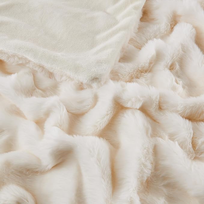 Fluffy Blanket for Couch Soft Luxury Faux Rabbit Fur Throw Cozy Fuzzy Plush Bubble Blanket Thick Warm Decorative Throw for Bed, Sofa (King Size 108''x90'', Cream White)