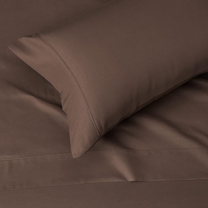 Amazon Basics Lightweight Super Soft Easy Care Microfiber 3-Piece Bed Sheet Set with 14-Inch Deep Pockets, Twin XL, Solid, Chocolate