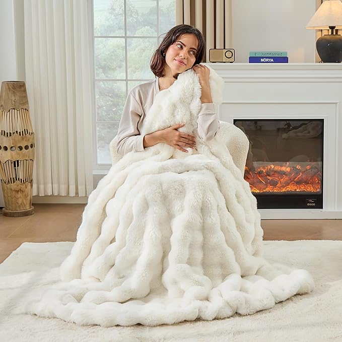 Fluffy Blanket for Couch Soft Luxury Faux Rabbit Fur Throw Blanket Cozy Fuzzy Plush Bubble Thick Warm Decorative Throw for Bed, Sofa (Throw Size 50''x60'', Cream White)