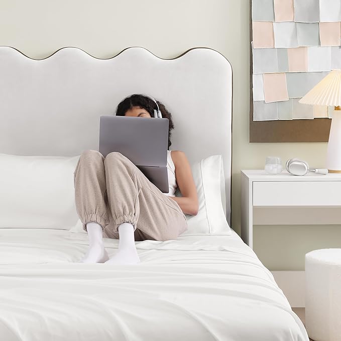 UGG Full XL Sheet Set 4-Piece Luxury Cooling Sheets Deep Pockets Premium Bedding with 2 Pillow Shams Machine Washable, for Dorm Essentials & College Bedding, Full XL, White (Hedi)