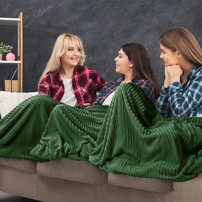 Buryeah 6 Pcs Flannel Throw Blanket Bulk 50 x 60 in Sleepover Blanket Outdoor Wedding Throw Lightweight, Oeko-tex Standard 100 Certified for Sofa Homeless Gifts (Dark Green)