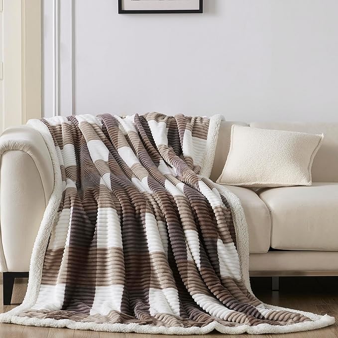 Blanket for Women, Sherpa Throw Blanket for Couch, Flannel Cozy Soft Checkered Blanket for Bed - Fleece, Beige, 80x90 Inches