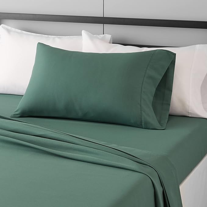 Amazon Basics 3 piece Lightweight Super Soft Easy Care Microfiber Bed Sheet Set with 14” Deep Pockets - Twin, Emerald Green-4 Pack, Solid