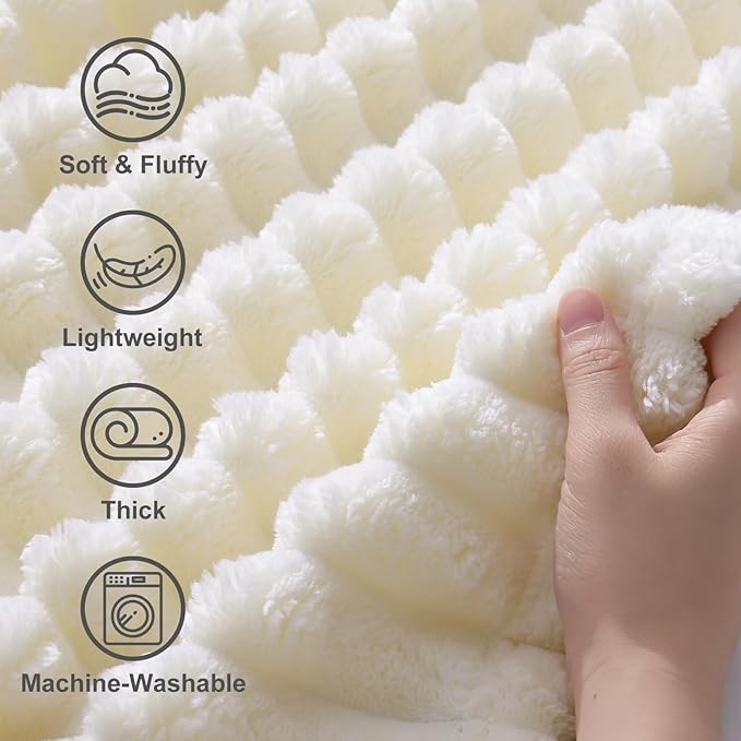 decorUhome Christmas Soft Fleece Cream White Blanket King Size for Bed, Cozy Fluffy Plush Flannel Large Striped Throws for Couch Sofa, Lightweight Decorative Fuzzy Blanket for Woman, 108x90 Inches