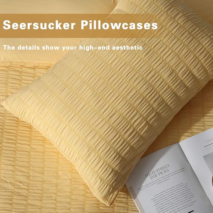 AveLom Seersucker Duvet Cover Set Queen Size (90 x 90 inches), 3 Pieces (1 Duvet Cover + 2 Pillow Cases), Yellow Ultra Soft Washed Microfiber, Textured Duvet Cover with Zipper Closure, Corner Ties