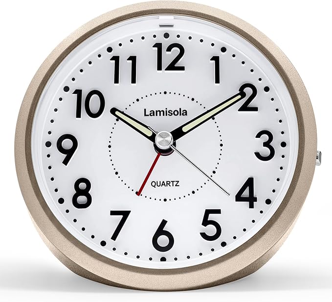 Small Alarm Clocks for Bedrooms, 4 Inch Analog Battery Desk Clock, Retro Clock for Bedroom Decoration, Slient, Large Display for Seniors, Loud Alarm Clock for Heavy Sleepers, Champagne Gold