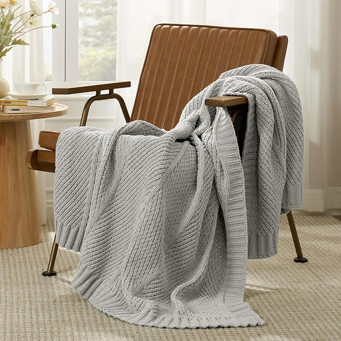 Amélie Home Chevron Chenille Knit Throw Blanket for Couch, Cozy Texture Decorative Soft Blanket for Sofa & Chair, 60"x80", Light Grey