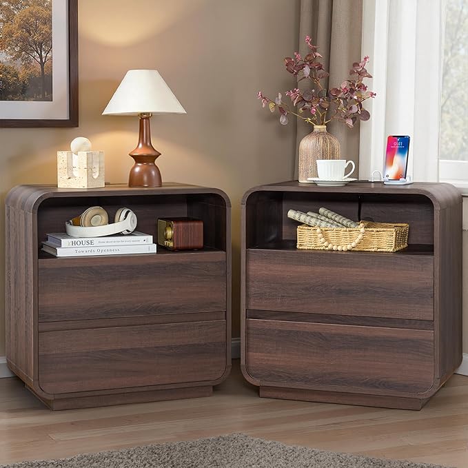 Curved Nightstand Set of 2 with Charging Station, 23.2" Wide Wood Bedside Table 2 Storage Drawers, Modern Side Table Handleless End Table, Walnut Night Stand for Bedroom, Office