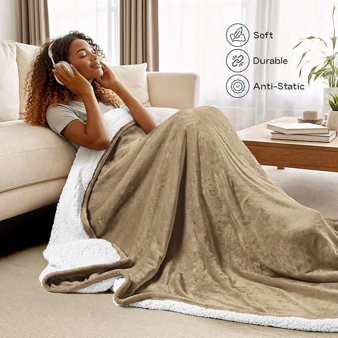 Utopia Bedding Sherpa Blanket King Size (Camel, 90x102 Inches) - Soft Lightweight Plush Fleece Reversible Blanket for Bed, Sofa, Couch, Camping and Travel
