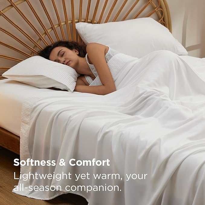 Bedsure Twin Sheets Set - 3 Pieces Soft Twin Bed Sheets - Breathable & Cooling - Hotel Luxury - Easy Care Polyester Microfiber Bedding for Women, Men, Bright White