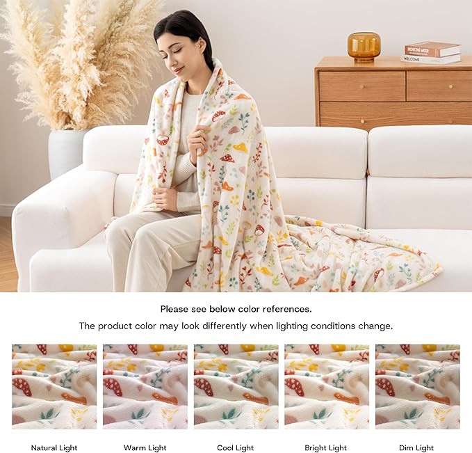 Luxury Printed Fleece Warm Throw Blanket, Soft Lightweight Velvety Plush Throw for Couch and Bed, Cozy Comfy for All Seasons(Cream Various Mushrooms, 50×70 Inches)