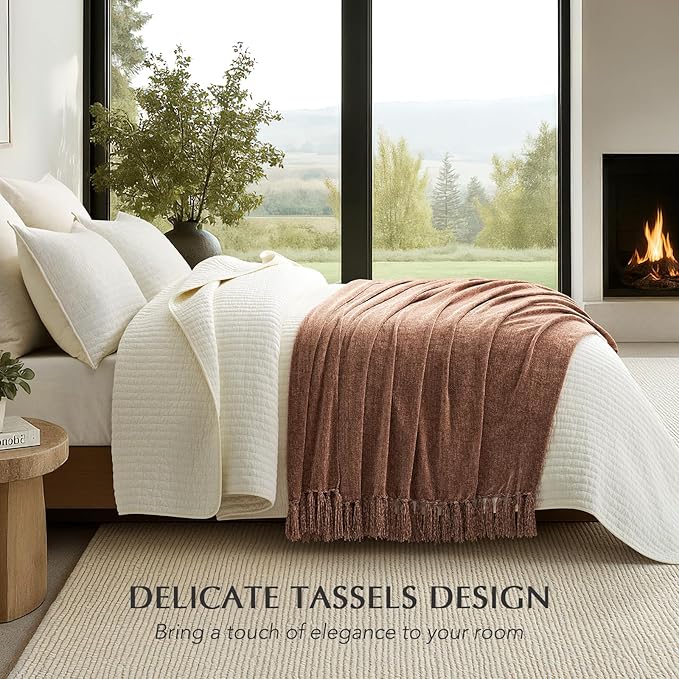 EVERGRACE Soft Chenille Throw Blanket for Couch, Cozy Plush Fuzzy Decorative Chenille Knit Throw Blanket with Tassels, Lightweight Blanket and Throws for Bed Sofa Gift Home Decor, Clay 60"x80"