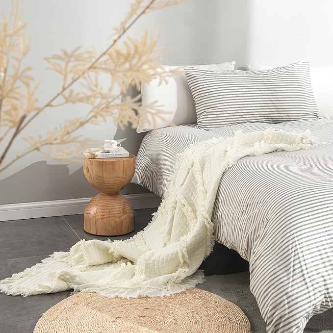 Pre-Washed Ultra Soft Quilted Cream King Size Blankets for Bed, Ruffle Fringed Chic Boho Decorative Throw, Stone Washed Blanket for Sofa Couch Bed 104"x90"