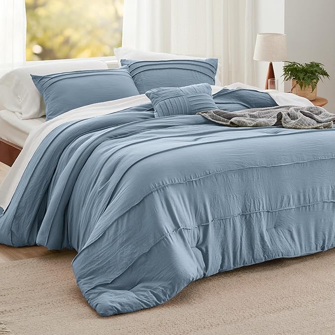 Bedsure Twin Comforter Set - 3 Pieces Pinch Pleat Bed Set, Light Blue Boho Bedding for All Season, 1 Soft Comforter, 1 Pillowcase, 1 Decorative Pillow