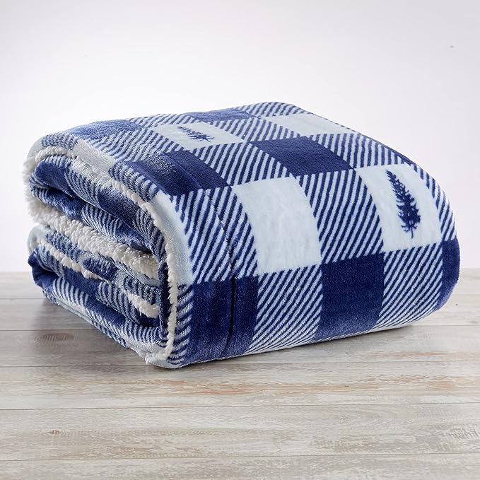 Great Bay Home Decorative Holiday Throw Blanket. Super Soft Fleece Sherpa Holiday Throw Blanket. Hudson Collection (Buffalo Check Lodge)