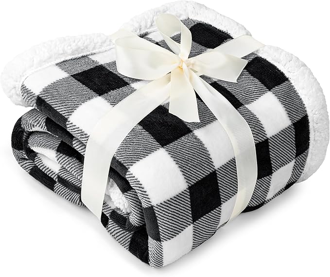 PAVILIA Black and White Buffalo Plaid Sherpa Throw Blanket for Couch Twin, Soft Fuzzy Flannel Blanket for Bed, Plush Checkered Fleece Blanket and Throws, Warm Thick Winter Blanket Gift, 60x80