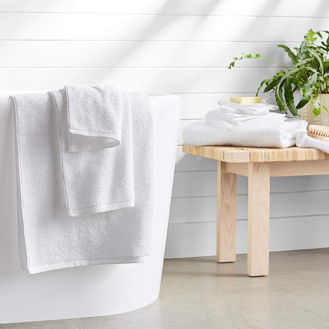 Amazon Basics 100% Cotton Soft Quick-Dry Bath Towel Set, 8-Piece, White, 10" x 7" (Pack of 6)