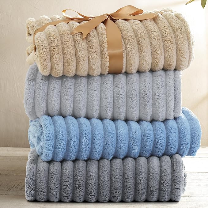 decorUhome Christmas Soft Fleece Grey Throw Blanket for Couch, Cozy Fluffy Plush Flannel Striped Blanket for Sofa Bed, Lightweight Decorative Ribbed Fuzzy Blanket for Woman, 50x60 Inches