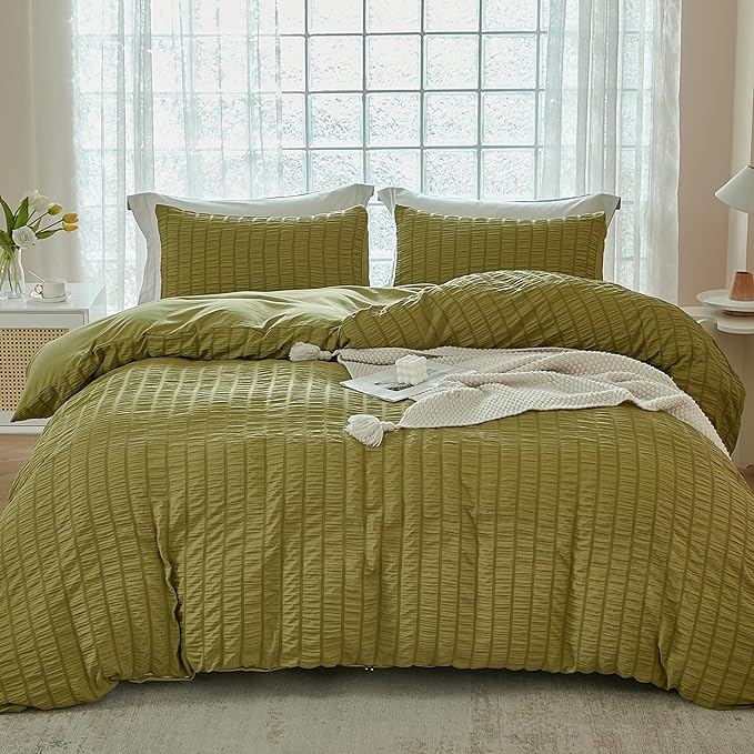 AveLom Olive Green Seersucker Duvet Cover Set Full Size (80 x 90 inches), 3 Pieces (1 Duvet Cover + 2 Pillow Cases), Ultra Soft Washed Microfiber, Textured Duvet Cover with Zipper Closure, Corner Ties
