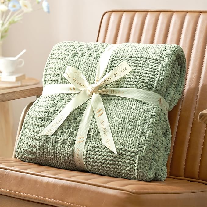 Amélie Home Checkered Chenille Knit Throw Blanket for Couch, Classic Texture Decorative Soft Blanket for Sofa, Chair & Bedroom, 60"x80", Sage Green