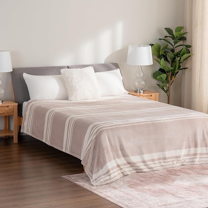 Berkshire Blanket-Classic Heavyweight Warm Soft Printed VelvetLoft® Plush Blanket, King Size Soft Fuzzy Blanket for Couch Sofa Bed, Stripe Cream, 90in x 108in