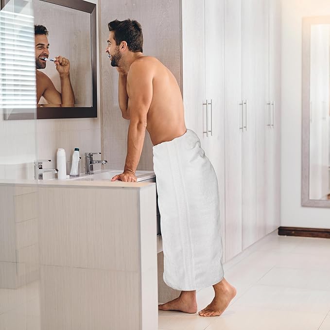 Utopia Towels Luxurious Jumbo Bath Sheet 2 Piece, 600 GSM, 35 by 70 Inches, 100% Ring Spun Cotton, Highly Absorbent and Quick Dry Extra Large Bath Towel, Super Soft Towel, White