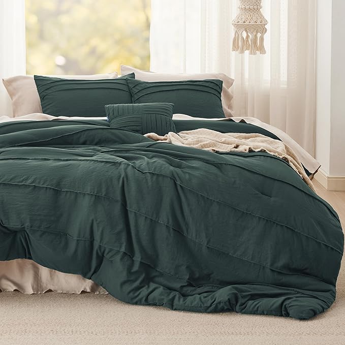Bedsure California King Comforter Set - 4 Pieces Pinch Pleat Bed Set, Emerald Green Boho Bedding for All Season, 1 Soft Comforter, 2 Pillowcases, 1 Decorative Pillow