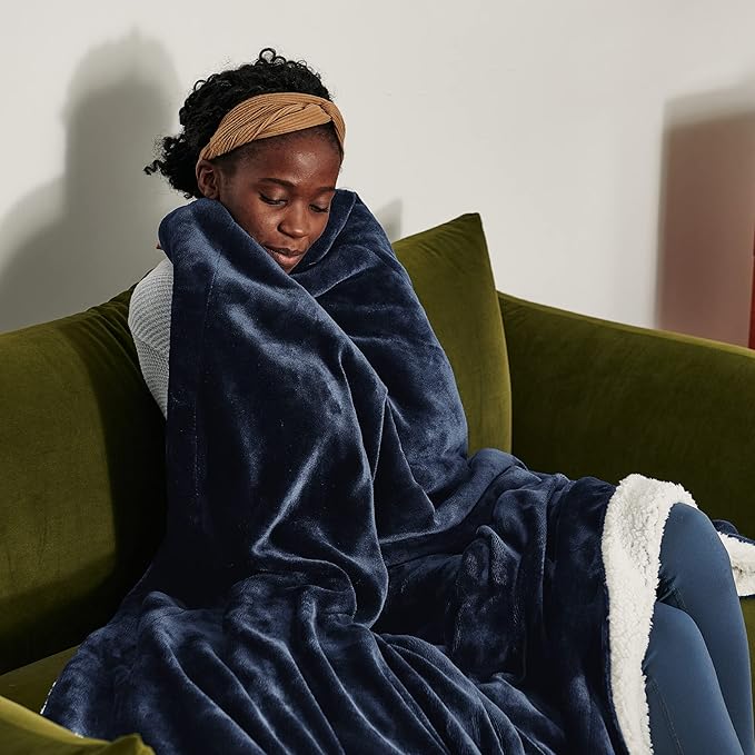 Bedsure GentleSoft Sherpa Fleece Throw Blanket Twin Size for Couch - Thick and Warm Throw for Women and Men, Soft Fuzzy Plush Twin Blanket for Winter, Navy, 60x80 Inches
