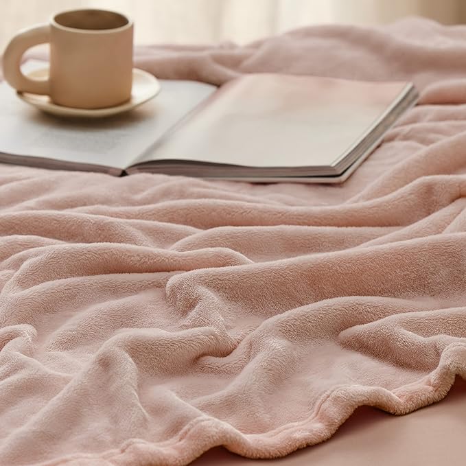 Bedsure GentleSoft Fleece Blankets King Size Dusty Pink - Bed Blanket Soft Lightweight Plush Cozy Fuzzy Luxury Microfiber, 108x90 inches