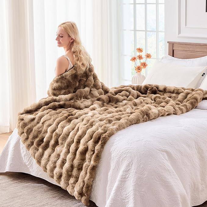 BENVWE Fluffy Faux Fur Throw Blanket for Couch - Soft, Plush, Thick, Cozy, Fuzzy Luxury Minky Bubble Blanket for Home Living Room Decor, Gifts for Women, Tie-dye Brown, 63" x 80", 1100GSM