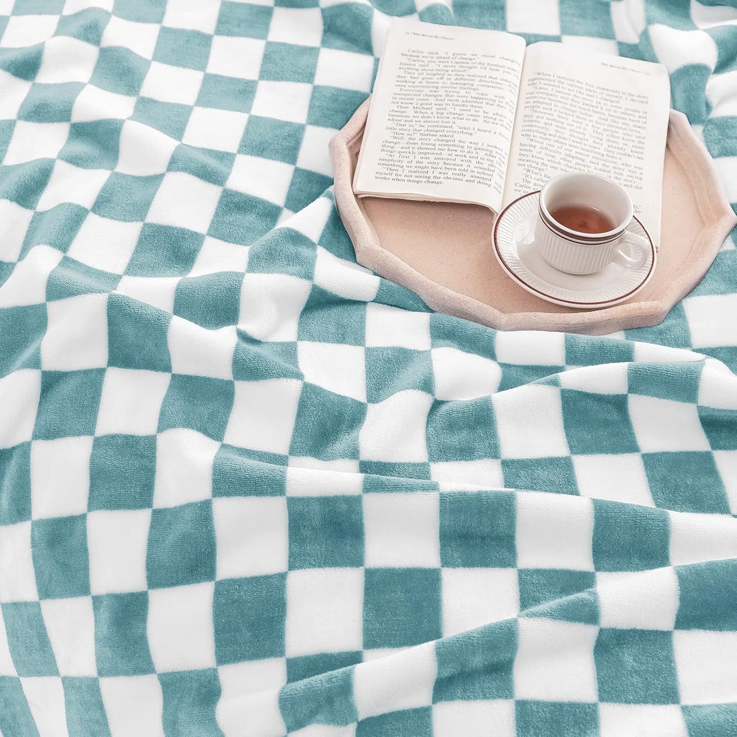 LOMAO Throw Blankets Flannel Blanket with Checkerboard Grid Pattern Soft Throw Blanket for Couch, Bed, Sofa Luxurious Warm and Cozy for All Seasons (Light Blue, 50"x60")