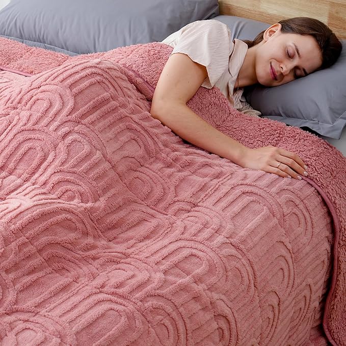 Sherpa Fleece Adult Weighted Blanket Great for Sleep, 15 lbs Dual Sided Soft Fuzzy Heavy Blankets for Couch Bed Sofa, Cozy Warm Arched Jacquard Throw for Winter (Apricot Pink, 48" x 72", 15 Pounds)