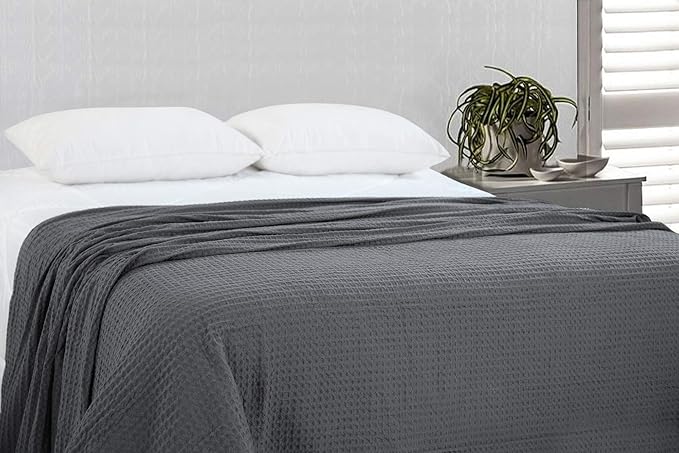 HILLFAIR 100% Combed Cotton Blanket– Queen Size Bed Blanket– Warm Soft All Season Breathable Lightweight Summer Blankets– Waffle Weave Home Decor Bed Blanket- Grey Queen Bed Cotton Blankets/Bedcover