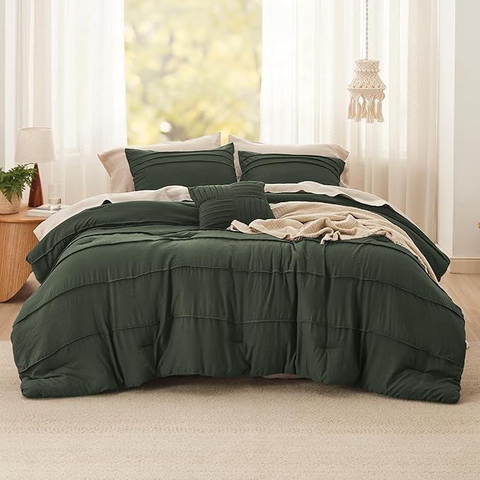 Bedsure Olive Green Oversized Queen Comforter Set - 4 Pieces Pinch Pleat Bed Set, Down Alternative Bedding Sets for All Season, 1 Comforter, 2 Pillowcases, 1 Decorative Pillow