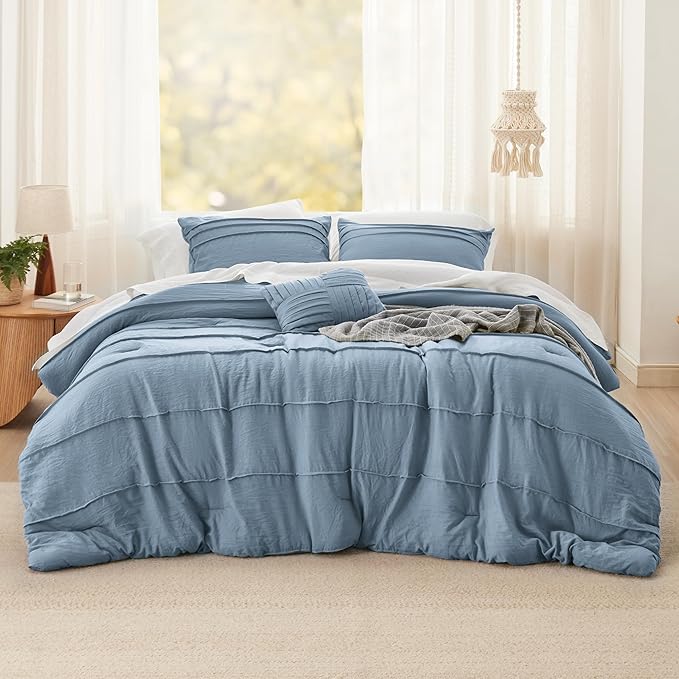 Bedsure Twin Comforter Set - 3 Pieces Pinch Pleat Bed Set, Light Blue Boho Bedding for All Season, 1 Soft Comforter, 1 Pillowcase, 1 Decorative Pillow