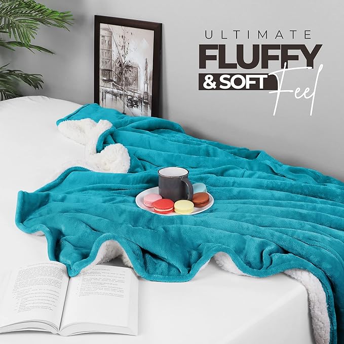 Utopia Bedding Sherpa Blanket King Size (Turquoise, 90x102 Inches) - Soft Lightweight Plush Fleece Reversible Blanket for Bed, Sofa, Couch, Camping and Travel