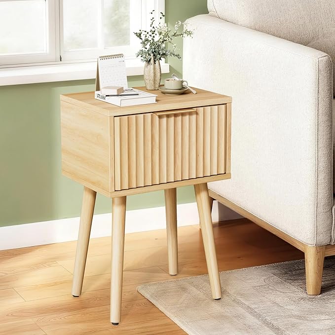 VINGLI Night Stand, Fluted Nightstand Wood, Mid Century Modern Nightstand for Bedroom, Bedside Table, Wood Side Table, Small Night Stand Oak, 15.75" W*11.81" D*21.85" H