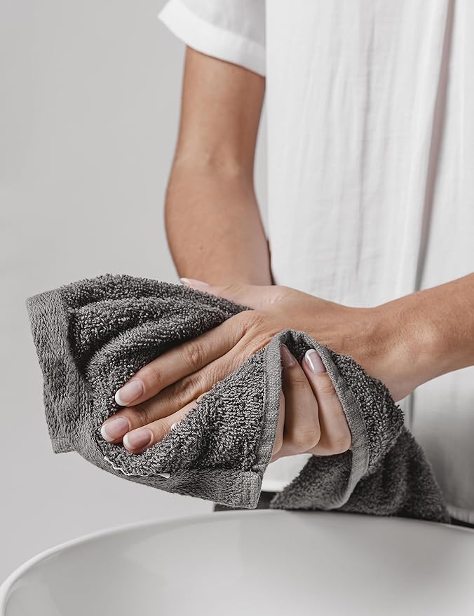 Delara 100% Organic Cotton Towels 650 GSM Plush Feather Touch Quick Dry Wash Cloth, Pack of 24 GOTS Certified, Oeko-Tex Green Certified, Organic Cotton Wash Cloth, 13"X13"