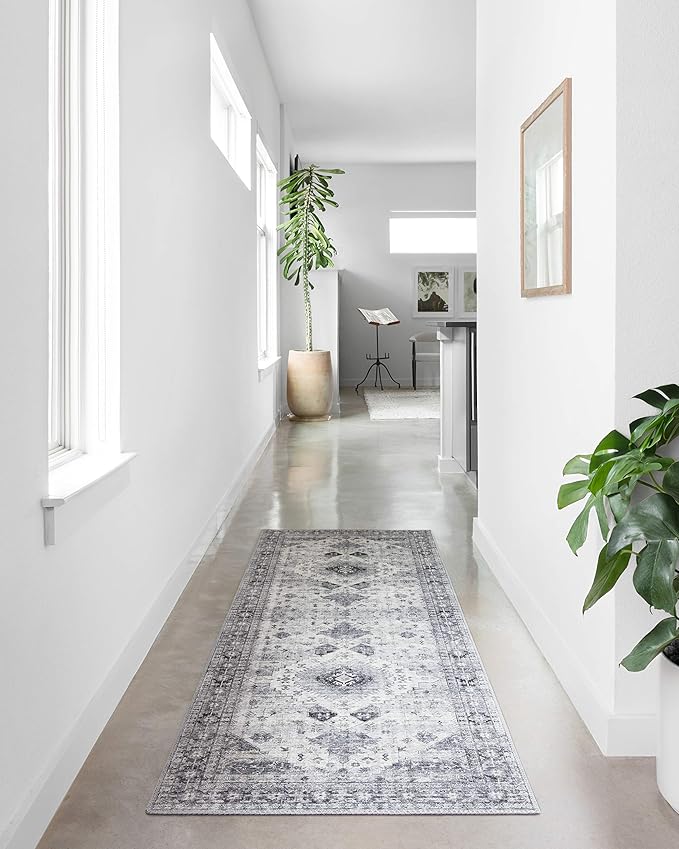 Loloi II Skye Collection SKY-02 Silver/Grey 5'-0" x 7'-6" Area Rug