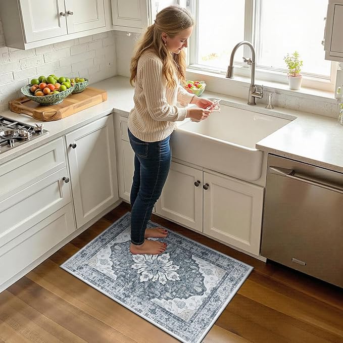 Area Rugs 2'x3' Washable Non-Slip, Floral Vintage Distress Print Pattern Medallion Carpet for Living Room Bedroom Dining Room, Light Gray Grey White