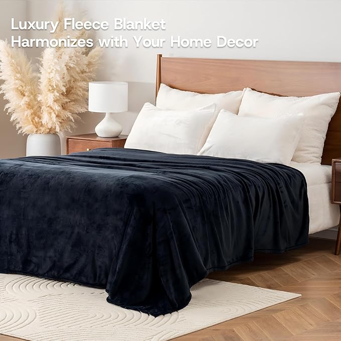 Luxury Fleece Warm Blanket, Soft Lightweight Velvety Plush Blanket for Sofa and Bed, Cozy Comfy for All Seasons(Black, 70×90 Inches)