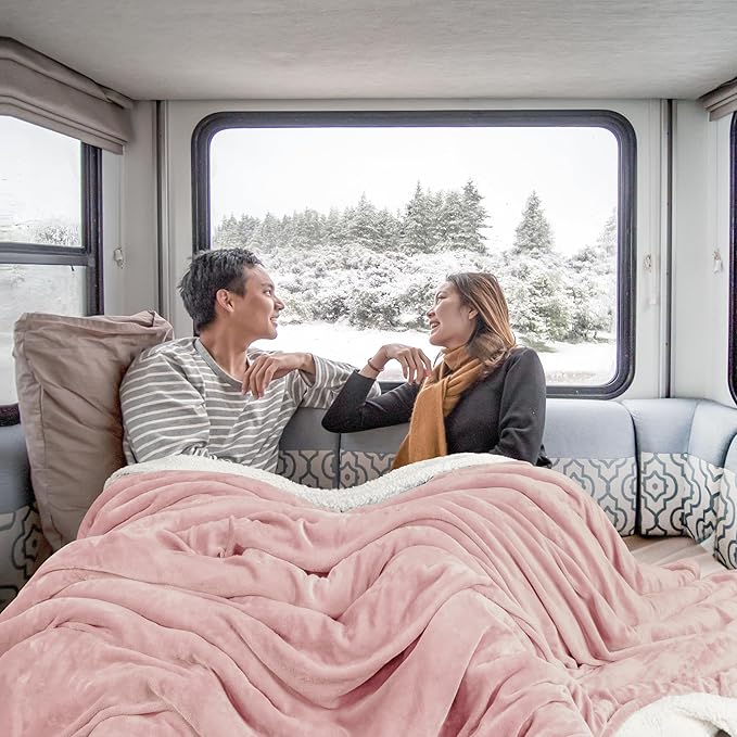 Utopia Bedding Sherpa Blanket King Size (Pink, 90x102 Inches) - Soft Lightweight Plush Fleece Reversible Blanket for Bed, Sofa, Couch, Camping and Travel