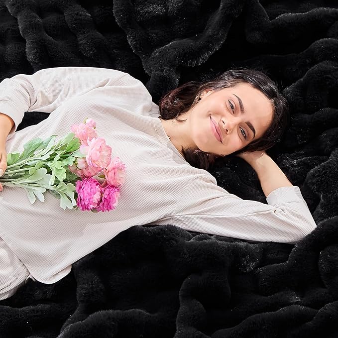 Fluffy Cozy Fuzzy Plush Bubble Blanket - Luxury Faux Rabbit Fur Throw Blanket Thick Warm Decorative for Bed, Sofa (King Size 108''x90'', Black)