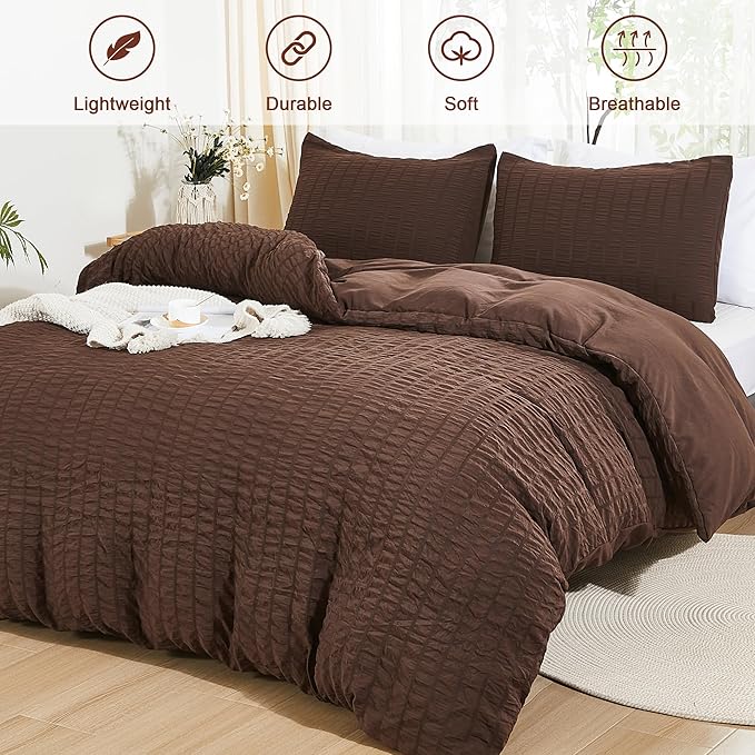 AveLom Brown Duvet Cover Cal King(104 x 98 inches), 3 Pieces (1 Duvet Cover, 2 Pillowcases), Seersucker Striped Soft Washed Microfiber, Textured Duvet Cover Set with Zipper Closure, Corner Ties