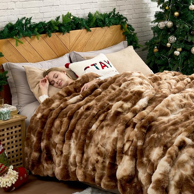 Cozy Bliss Faux Fur Throw Blanket Queen Size, Fuzzy Soft Plush Thick Bubble Blanket for Bed Couch Bedroom Living Room, 90x90 Inches Tie-dye Brown