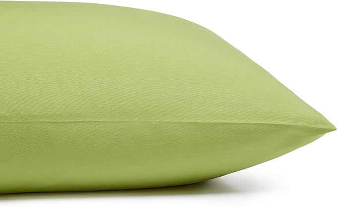 Amazon Basics Lightweight Microfiber 3-Piece Bed Sheet Set, Oliver Light, Solid, Twin XL